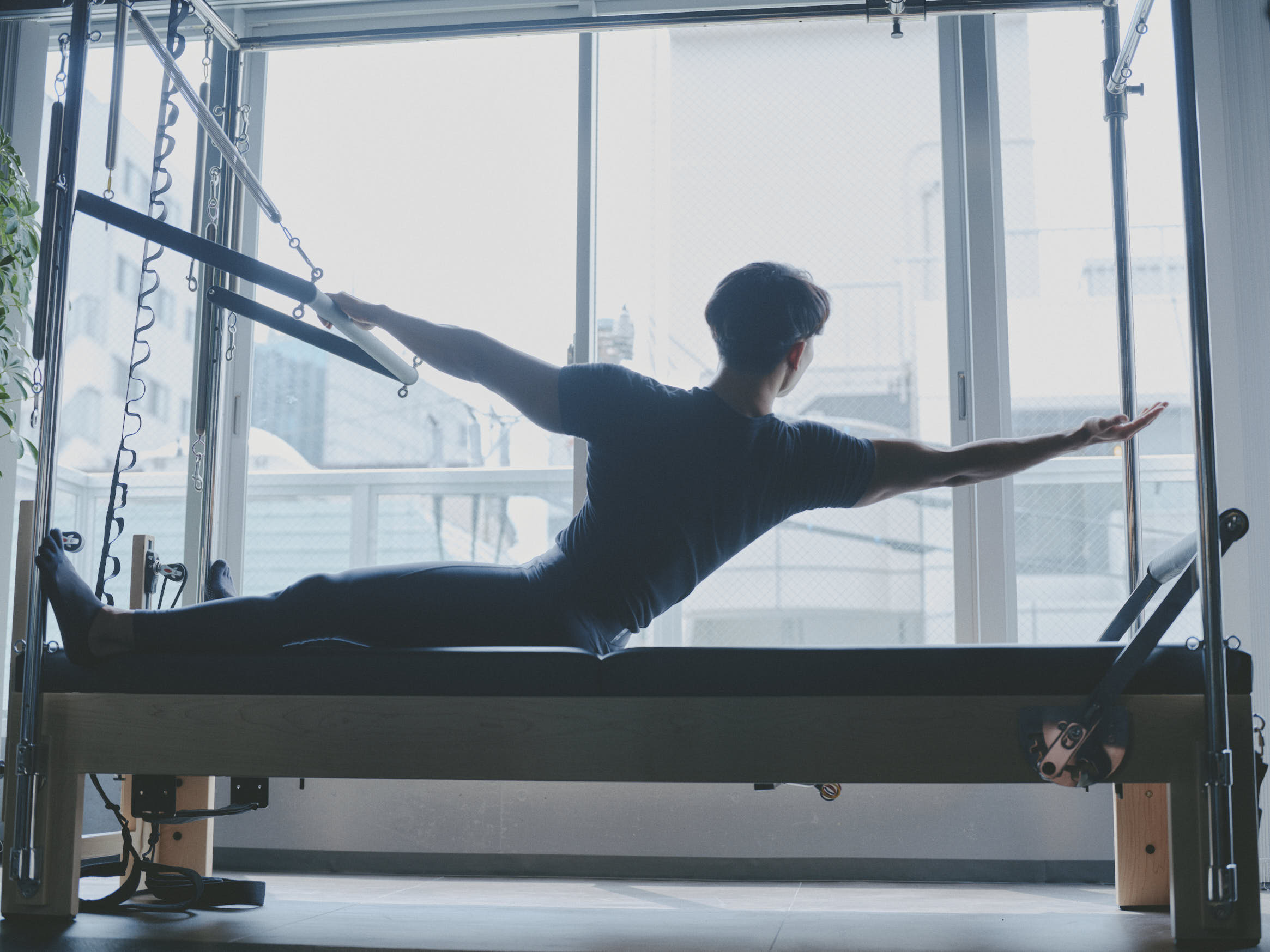 なぜ今ピラティスが流行っているのか?ブームでは終わらない理由