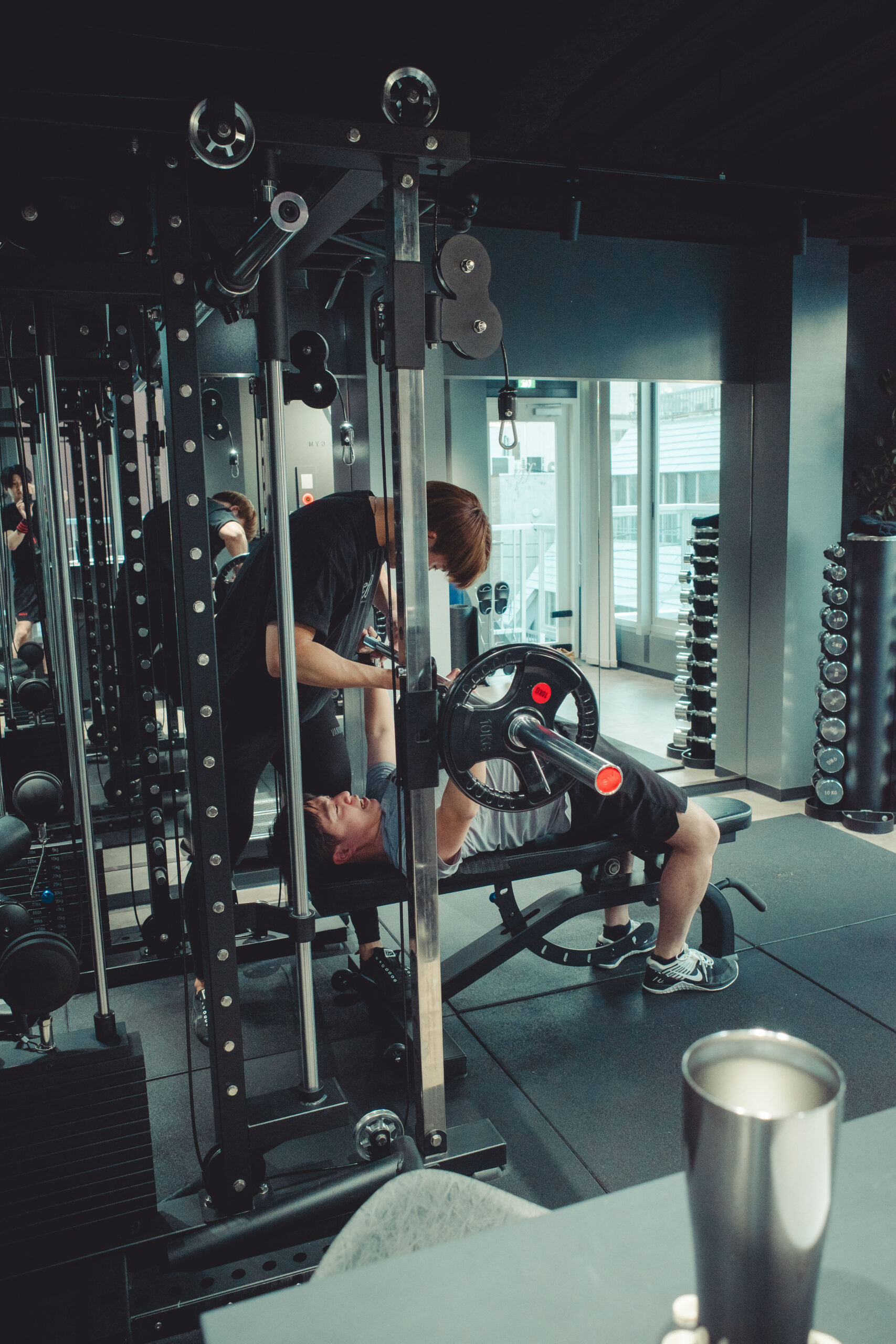 パーソナルジムとフィットネスジムの違い|どちらがあなたに合う?